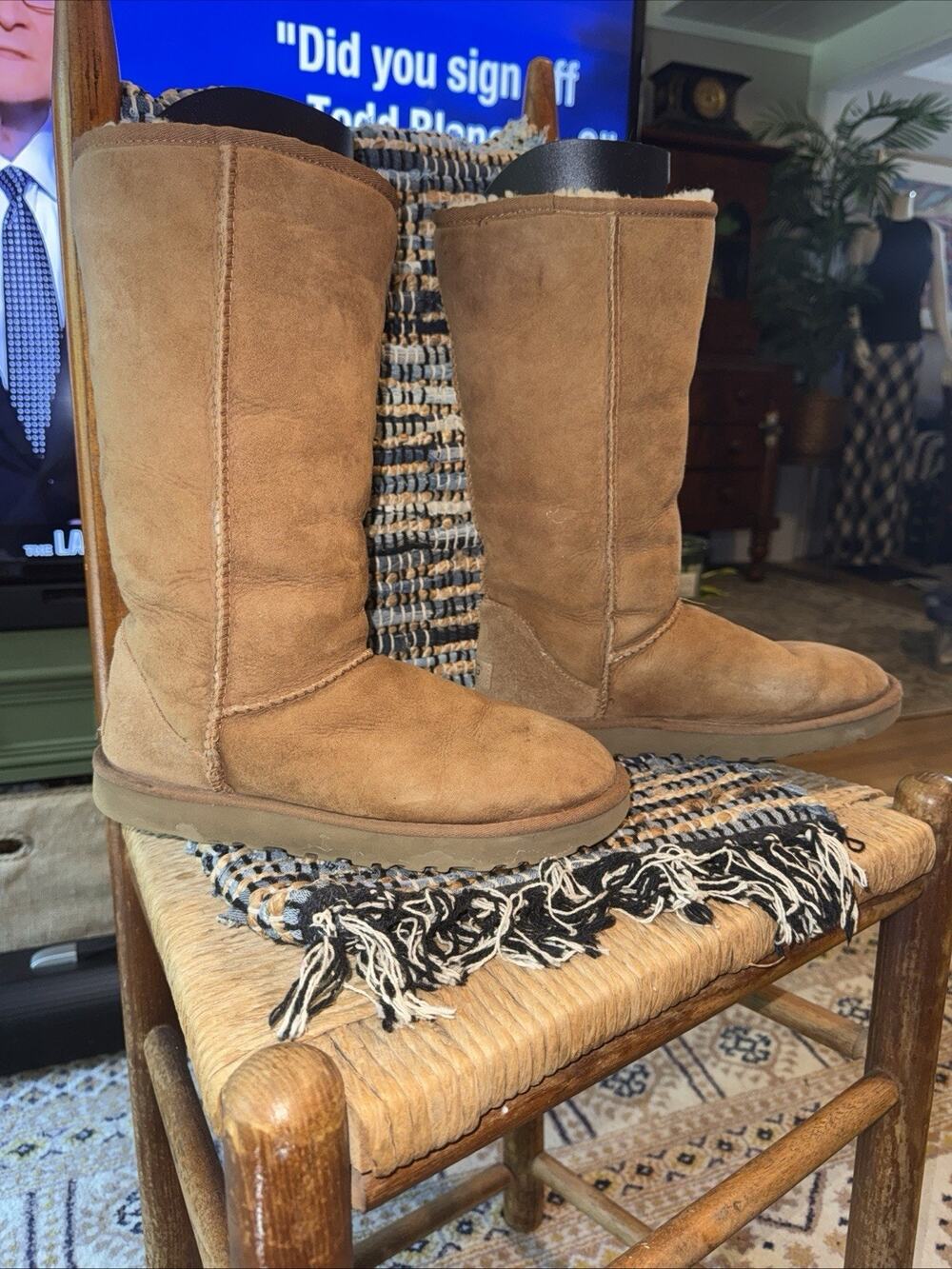 UGG Classic Tall II Boots Women Size [8] Chestnut Suede Sheepskin Winter Cozy